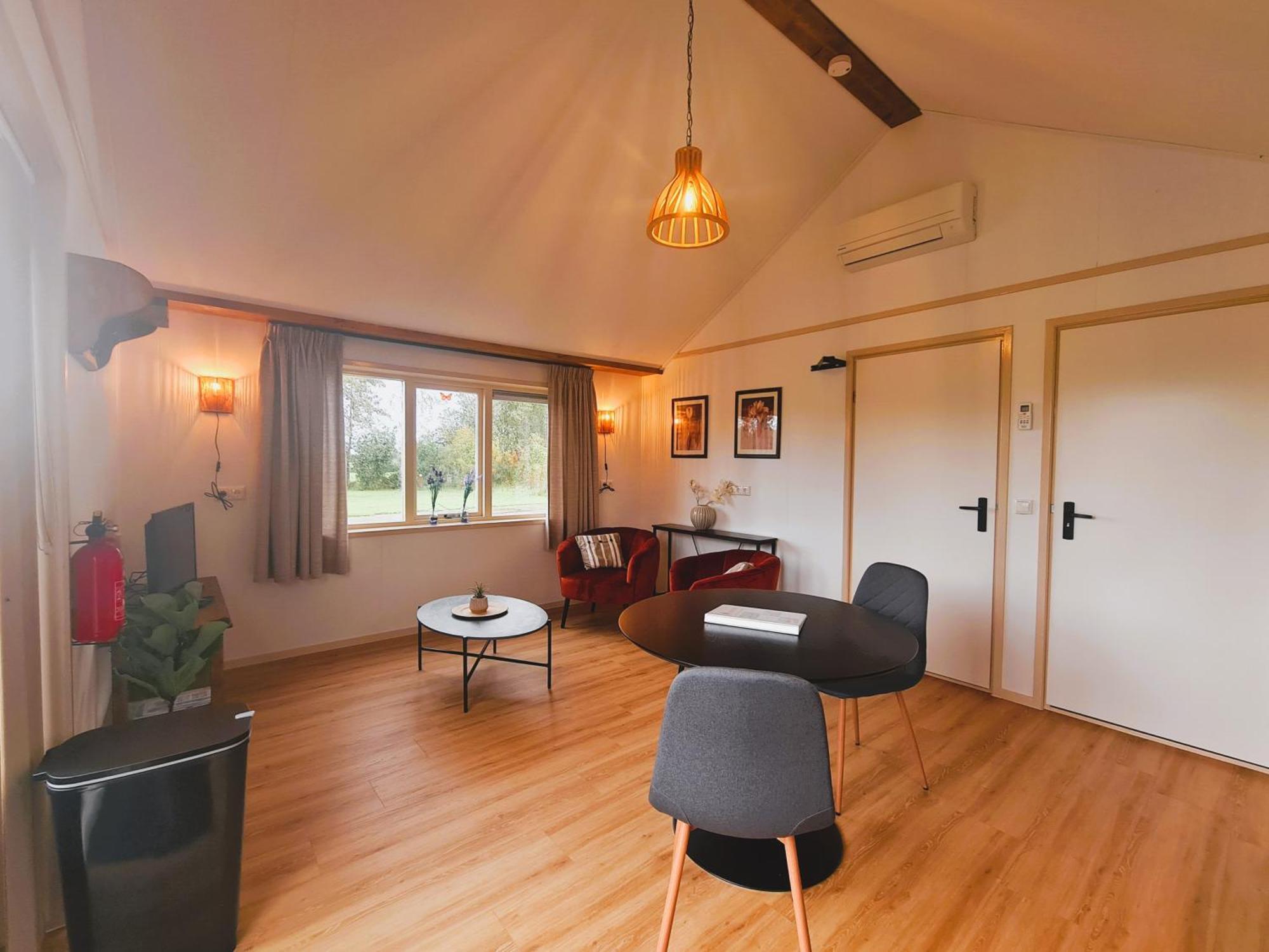 2-Persoons Luxe Vakantiewoning De Veenhoop Exterior foto